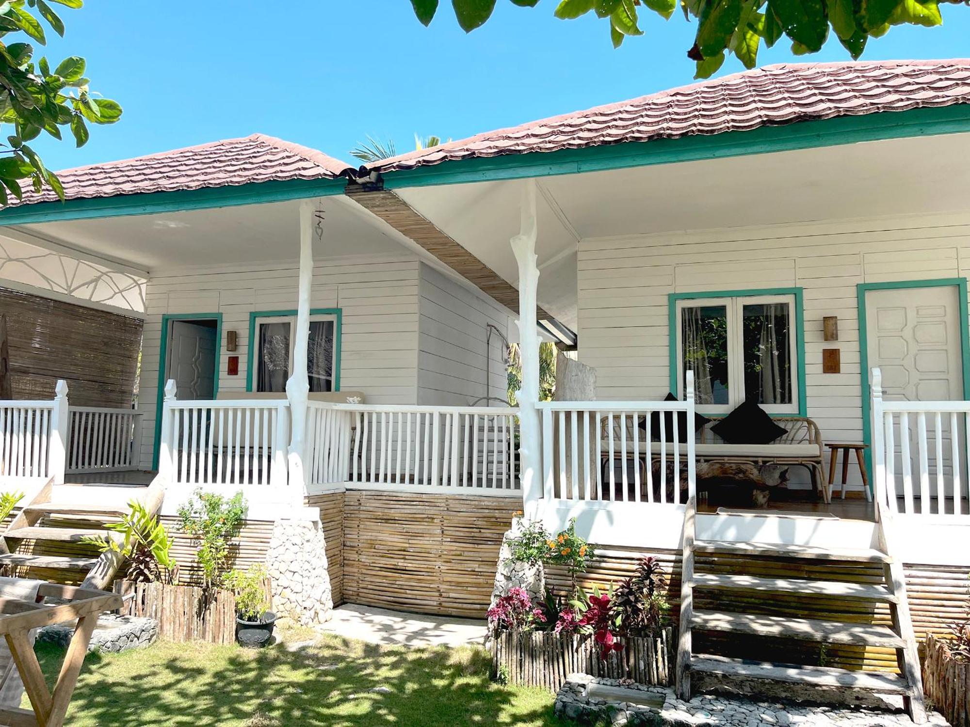 Katiet Beach Resort Mentawai Lances Right Hts Exterior foto