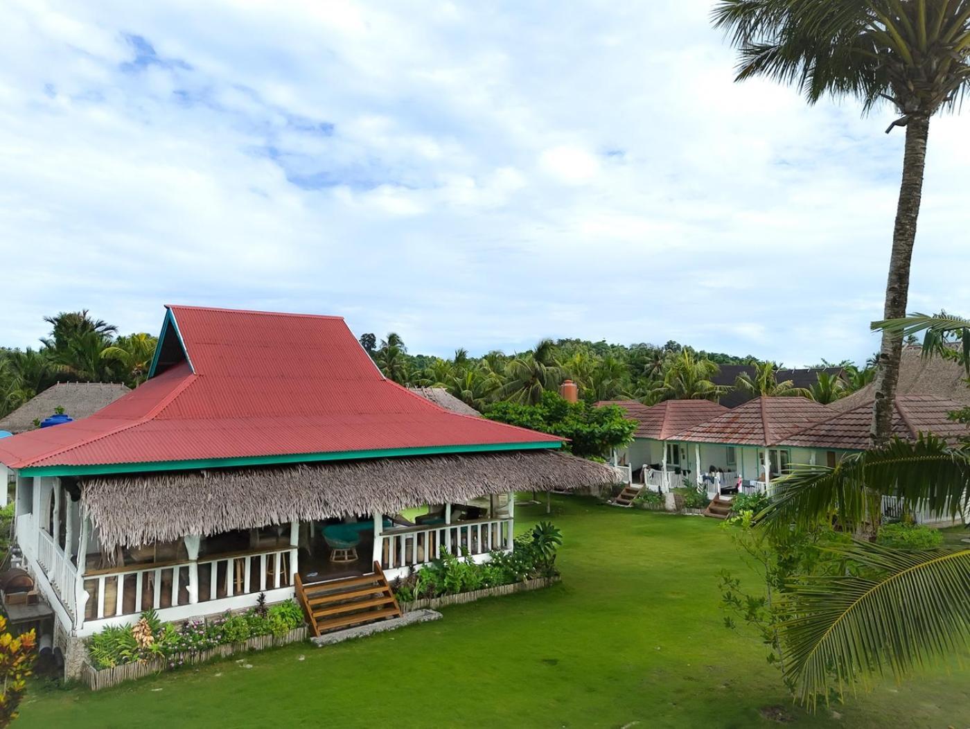 Katiet Beach Resort Mentawai Lances Right Hts Exterior foto
